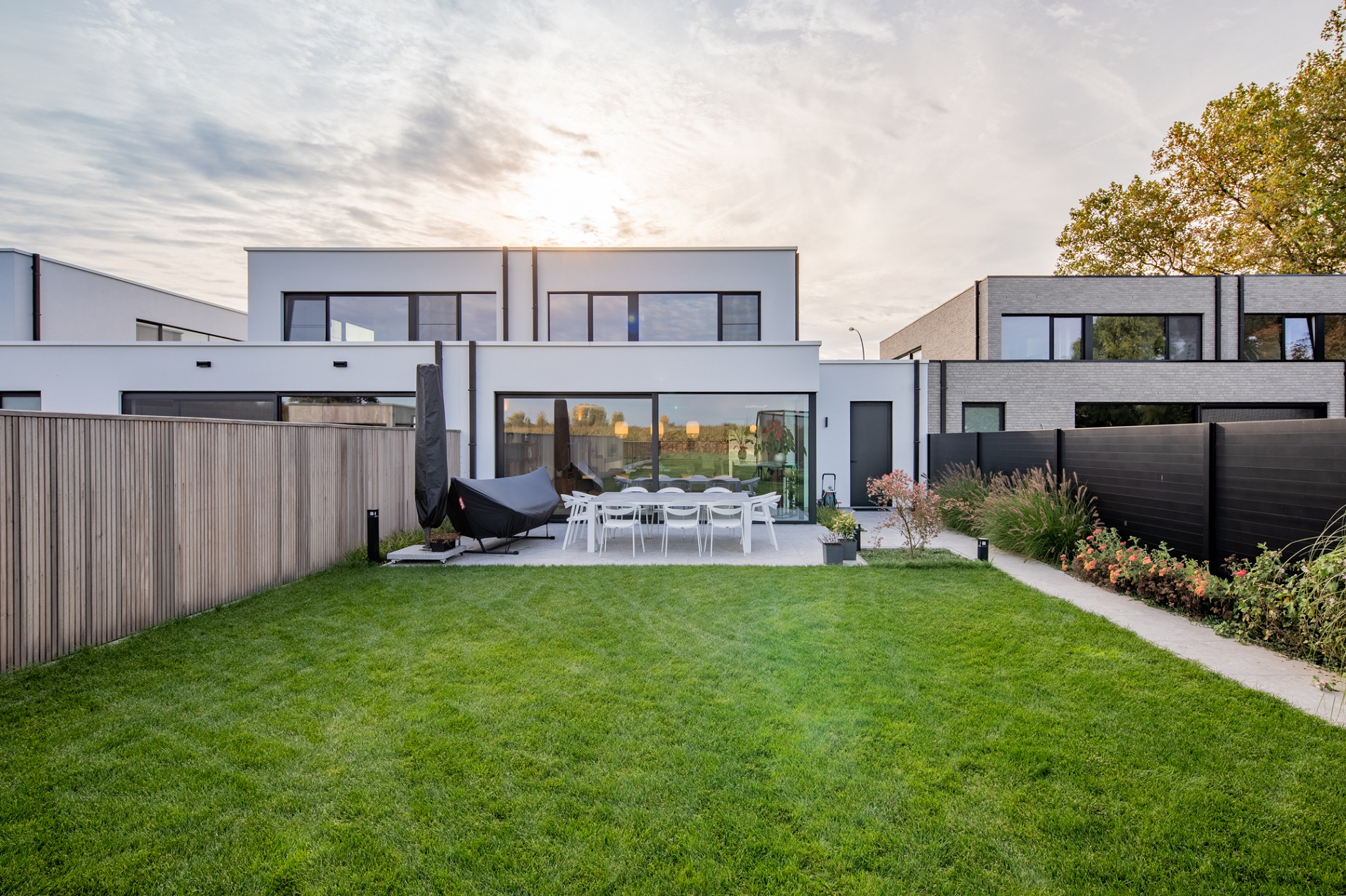 Nieuwbouwwoning in witte crepi – Lier - Ketswoningbouw